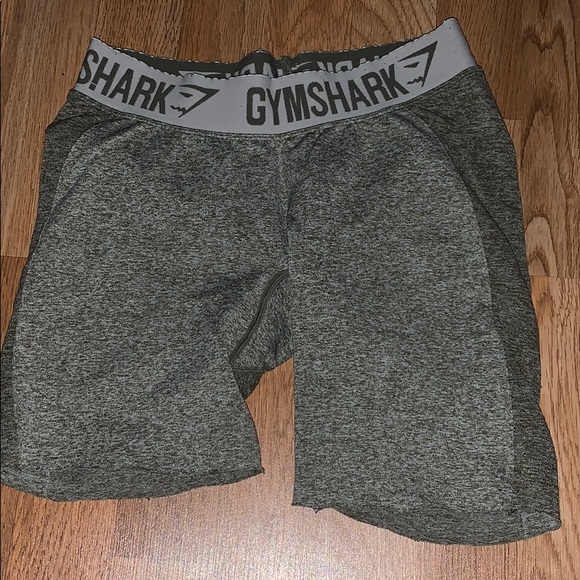 cutting gymshark leggings into shorts